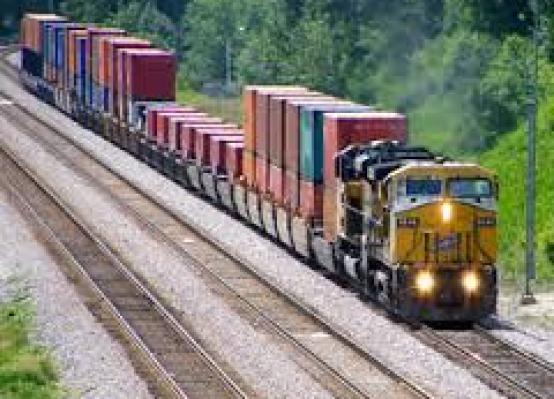 Chọn phương thức nào cho vận chuyển hàng hóa bắc nam